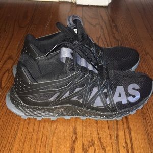 Adidas Vigor Bounce Running Shoes